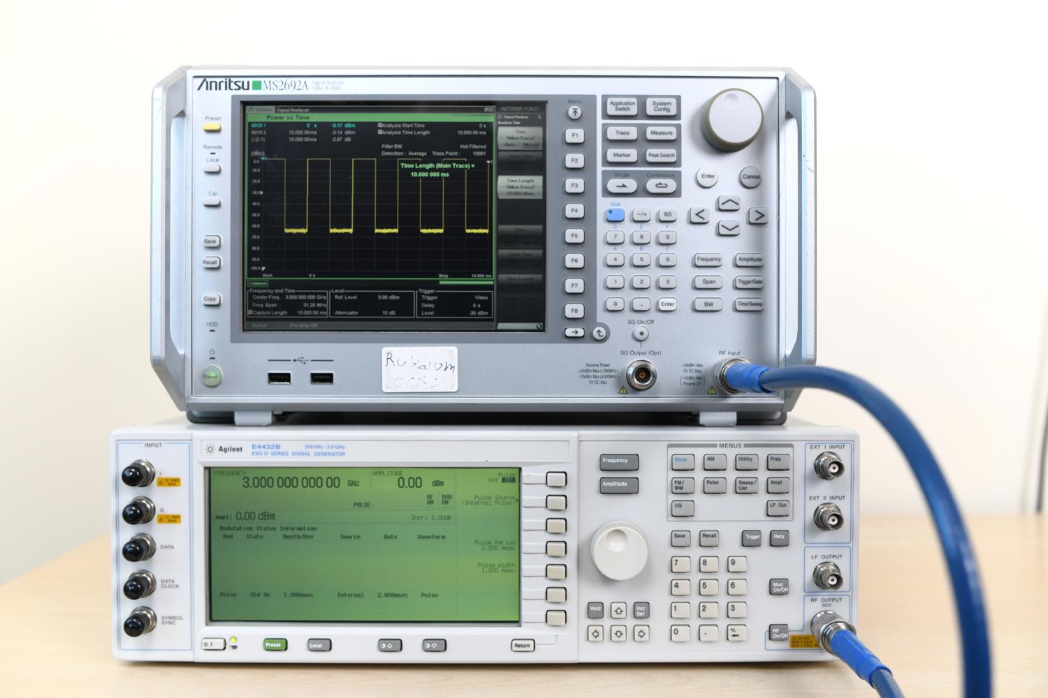 Agilent E4432B